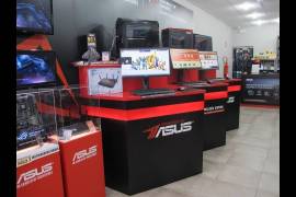 Se vende tienda de informática en Madrid capital, 25,000 €