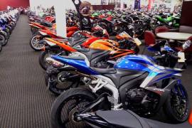 For sale Very profitable family motorcycle shop, 165,000 €
