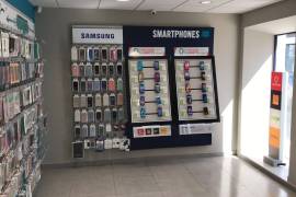 Mobile store, covers and accessories is transferred, 6,500 €