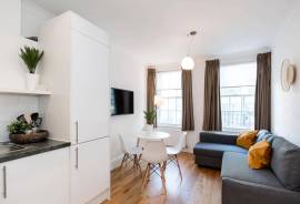 Se vende Apartamento moderno centro ciudad, 180,000 €
