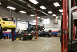 Car mechanic workshop for sale with work material, 150,000 €