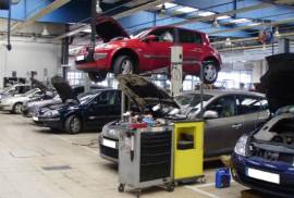 Se vende Taller de reparación de coches, 285,000 €