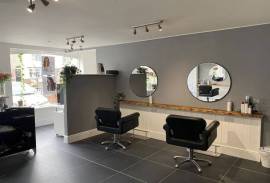 Transfer of Hair Salon with a large client portfolio, 70,000 €