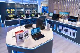 Sociedad urge vender tienda de Informática en zona centro, 30,000 €
